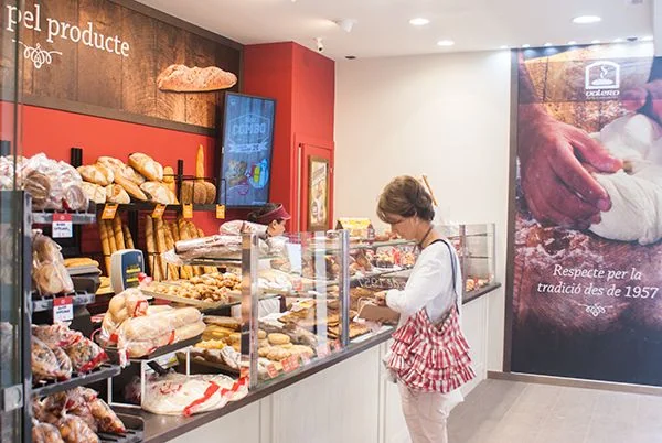 Lifting Consulting lidera la renovación de la panadería Valero en la calle Indústria de Sabadell
